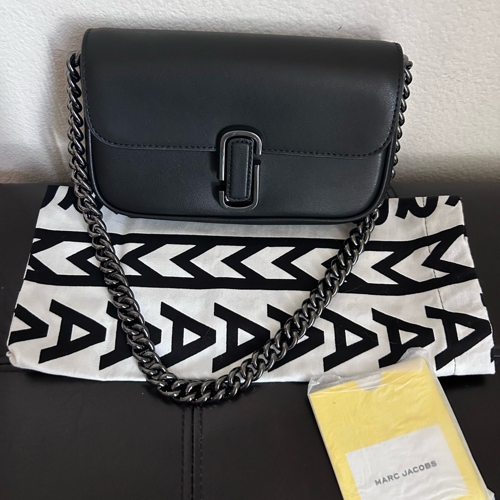 NWOT Marc Jacobs The J Mini Chain Accent Leather Handbag in Black -No Strap- - Picture 8 of 17
